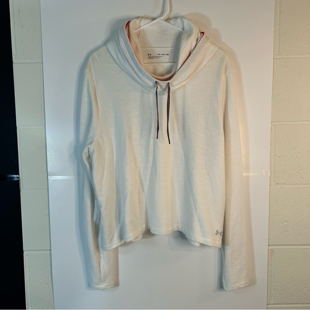 Under Armour Cream Crop Hoodie Long Sleeve Relaxed Fit